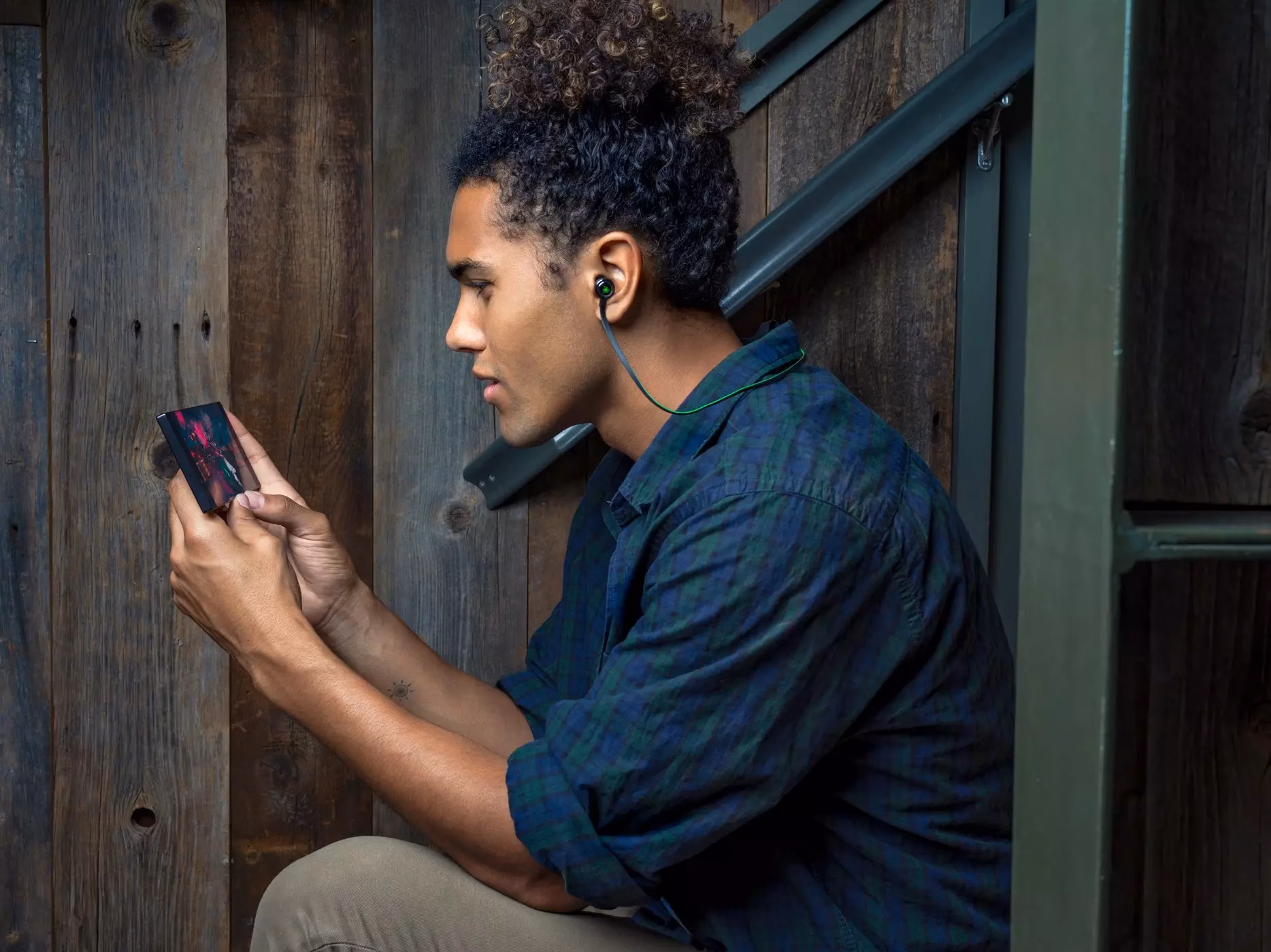 Android Razer Phone Pumps Up Features For Gamers