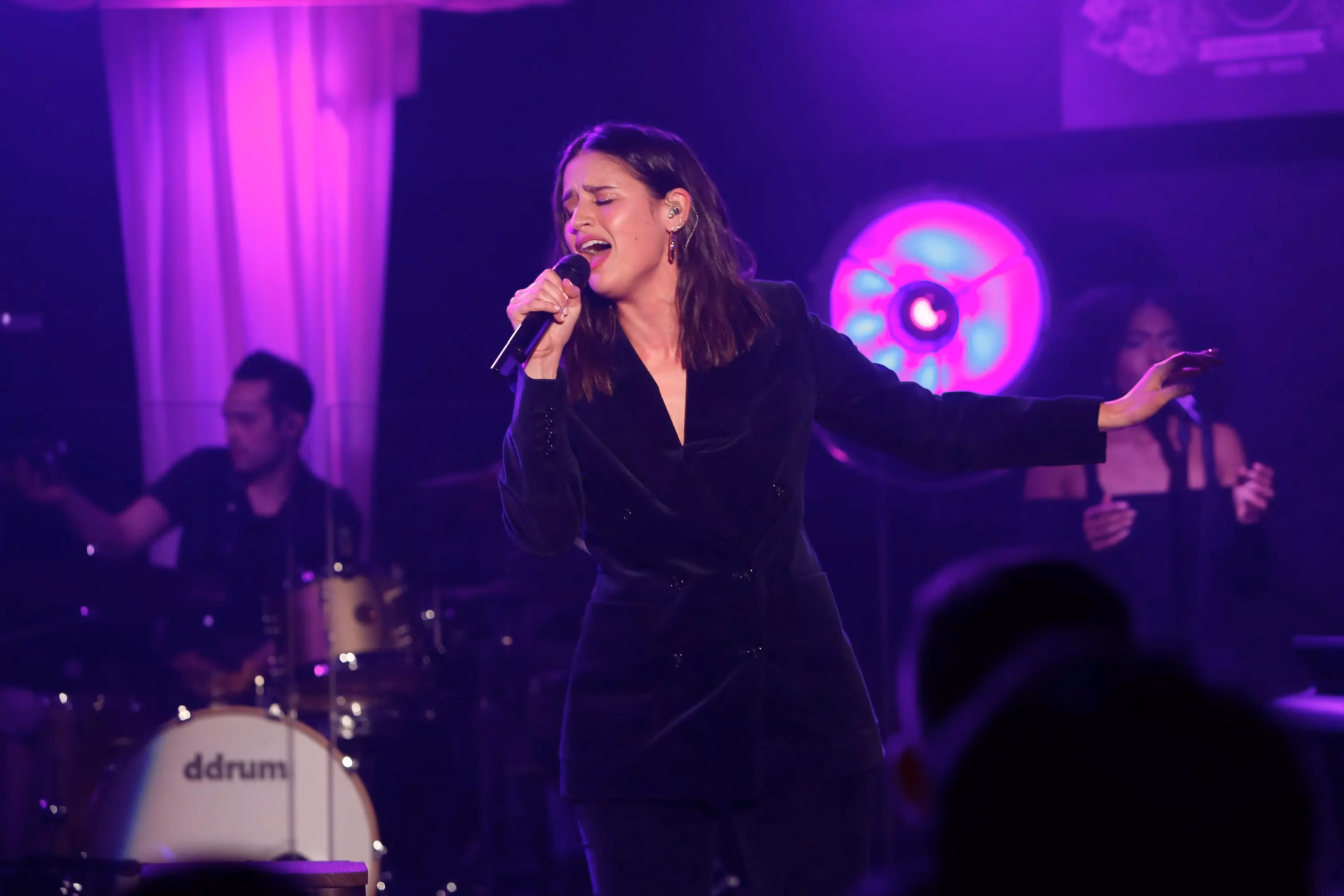 5 Surefire Ways To Make It In The Music Industry