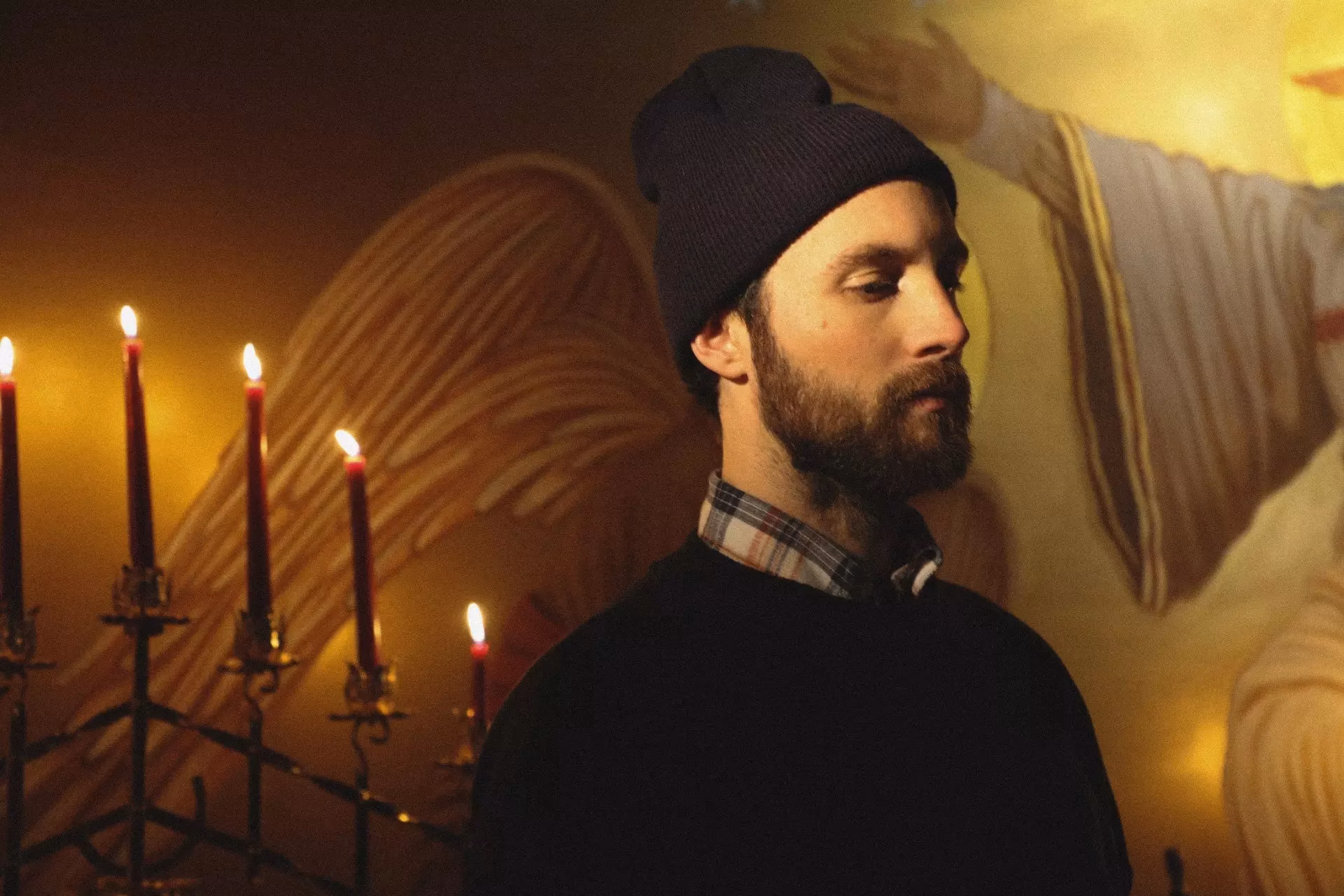 Quarantine Diaries: Ruston Kelly Is Listening To Perfume Genius & Playing Nintendo