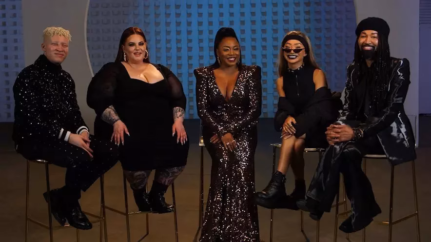2020 GRAMMYs Red Carpet: Go ‘Behind The Seams’ With Kéla Walker, Nikita Dragun, Tess Holliday, Shaun Ross And Ty Hunter