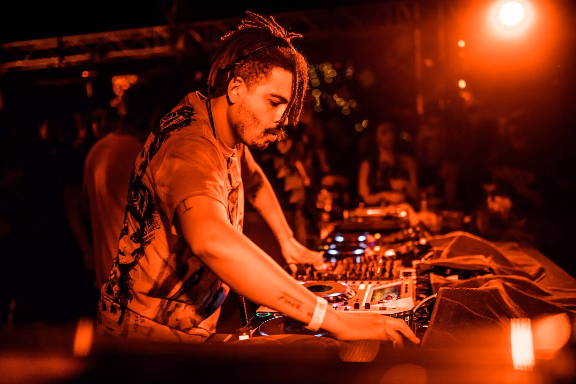 Seth Troxler DJing