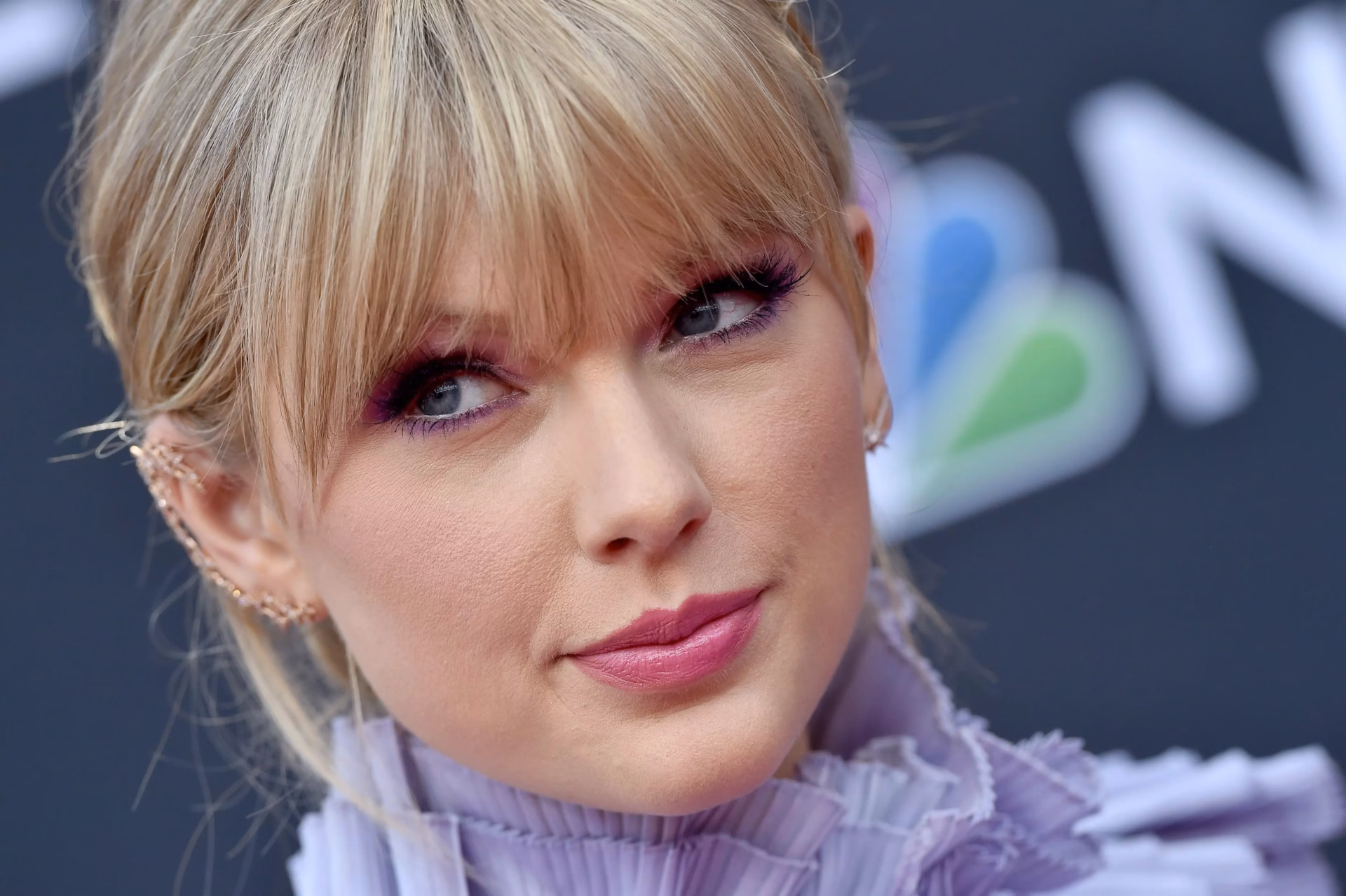Taylor Swift To Headline Amazon’s Prime Day Concert Feat. Dua Lipa & More