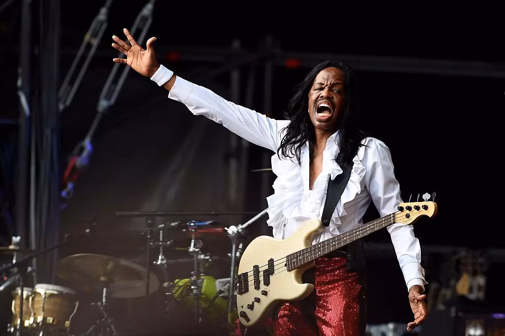 Earth, Wind & Fire + Carlos Santana Announce Joint Miraculous Supernatural Tour