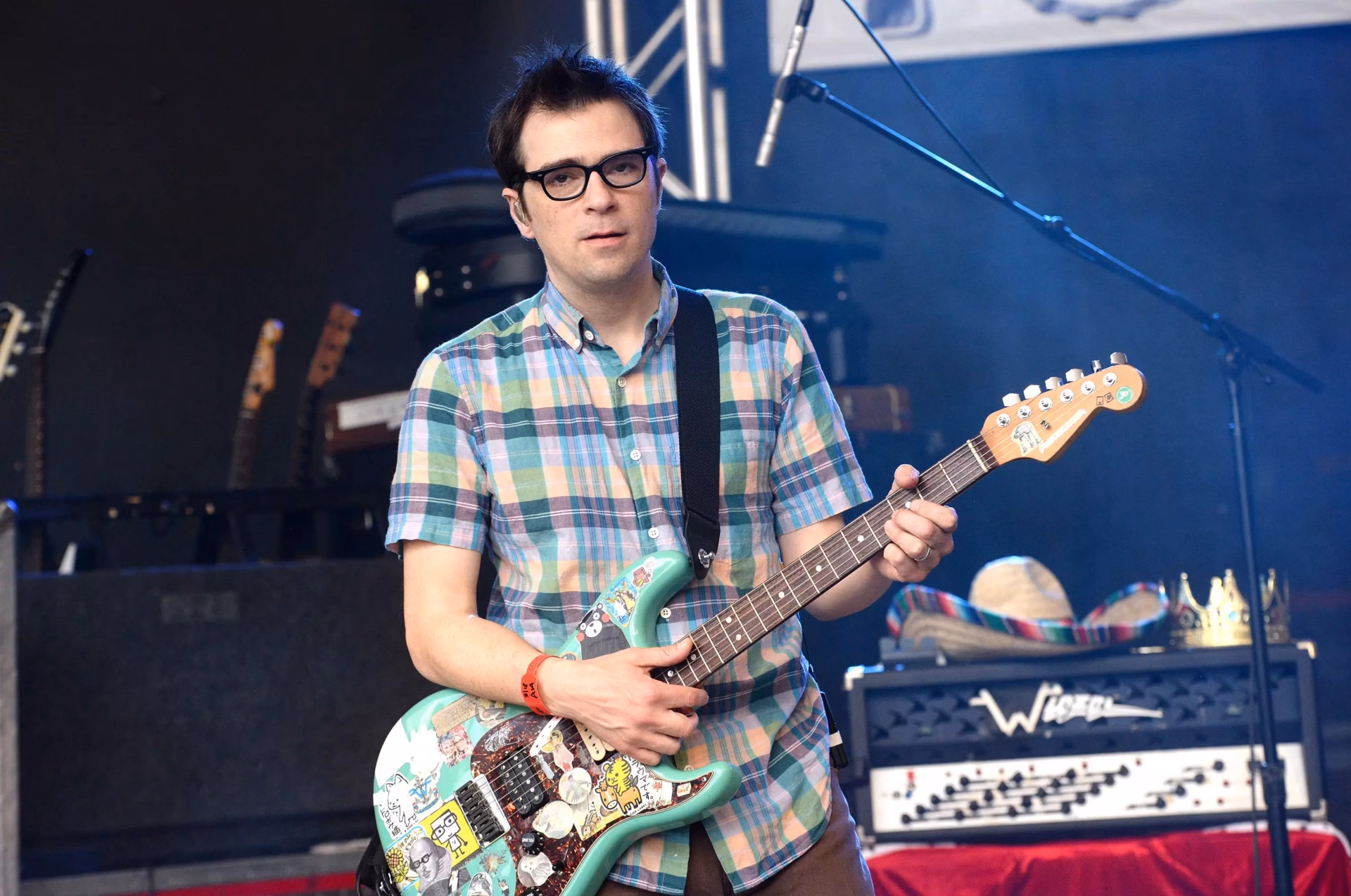 How A Fan Got Weezer To Cover Toto’s “Africa”