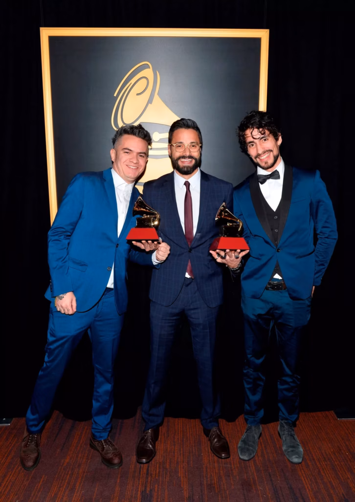 Diamante Eléctrico at the 18th Latin GRAMMY Awards