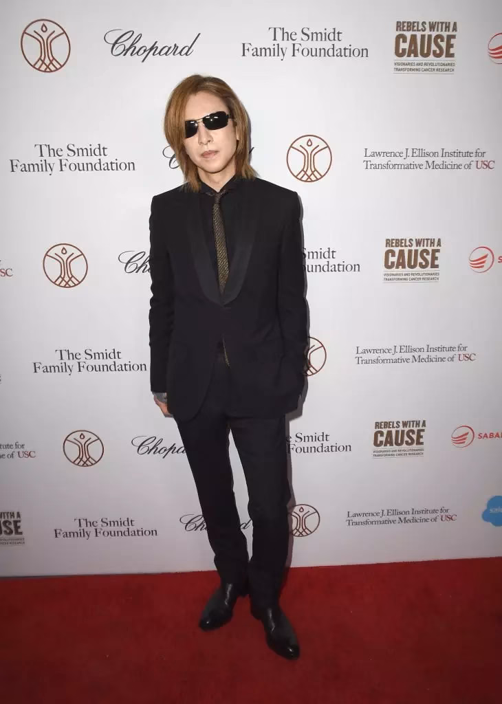Yoshiki Donates $100,000 To Support Japanese Medical Center Fighting COVID-19